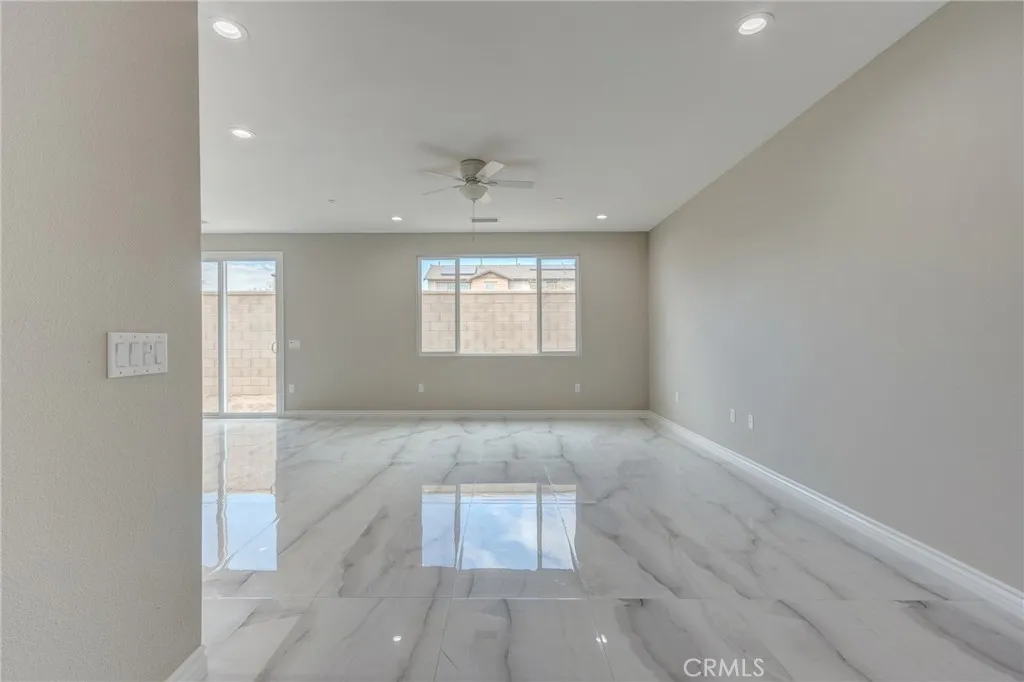 8534 Stockton Avenue, Hesperia, California 92344 home-pic-13